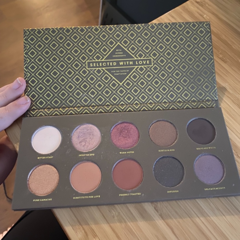 5 for $25! ✨ Zoeva Cocoa Blend Eyeshadow Palette 10 colors Selected with Love